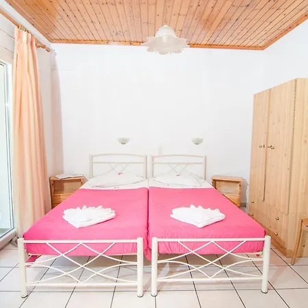 Noufaro Apartment